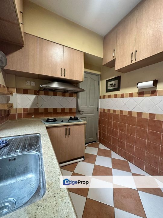 Akasia townhouse for sale, Selangor, Petaling Jaya