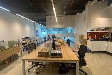 Oasis Centum 1000sf  RM3500