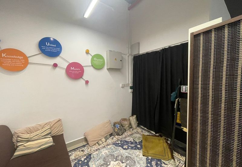 Oasis Centum 1000sf  RM3500