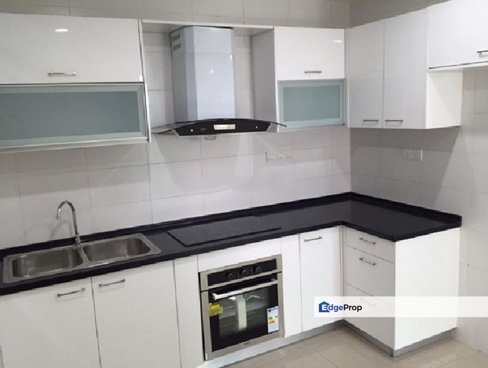 Hijauan Saujana 657sf  RM360000, Selangor, Saujana 