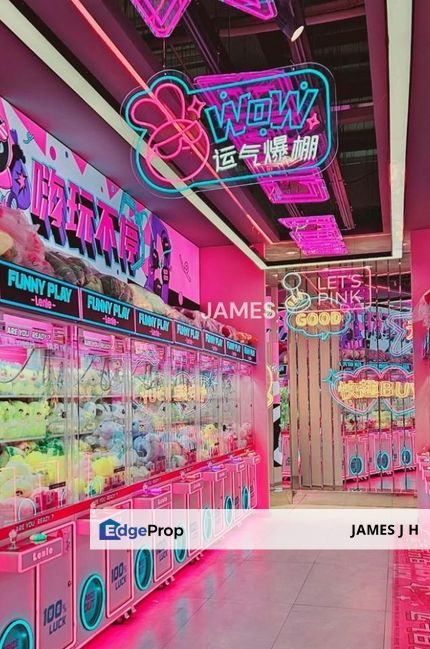 FAMILY ENTERTAINMENT-ARCADE游戏室, 夹娃娃机 CLAW MACHINE, GAME | GROUND FLOOR, CHERAS KL @16 MINS TO KLCC, Kuala Lumpur, Cheras