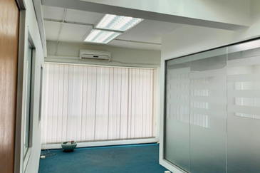 Impian Meridian Commerz