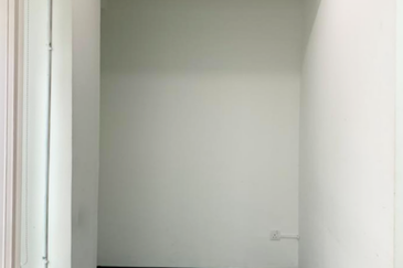 Impian Meridian Commerz