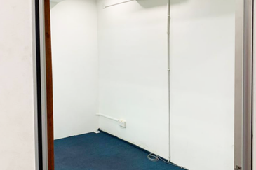 Impian Meridian Commerz