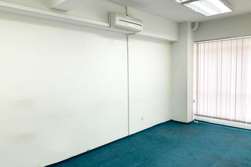 Impian Meridian Commerz