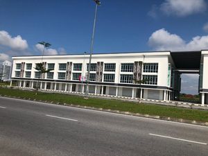 Brand New 3 Storey Shoplot of Raintree Square, BCCK for Rent for Rental ...