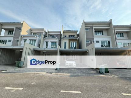 Academia lane 3 storey house For Sale!, Sarawak, Kota Samarahan