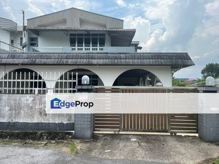 Double Storey Semi Detached House For Sale at Chawan Road , Sarawak, Kuching