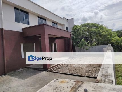 Big Warehouse For Rent/for Sale Located At Sejinkat Kuching, Sarawak, Kuching