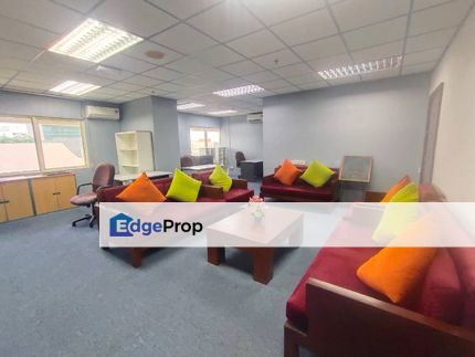 Fully Furnished Office with Lift For Rent! Located at Gateway, Jalan Bukit Mata, behind UTC, Sarawak, Kuching