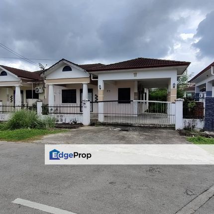  Miri Single Storey Semi-Detached House For Sale  Location: Desa Pujut, Permyjaya, Miri, Sarawak, Miri