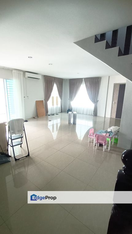  Double Storey Semi Detached House For Sale Located at Uni Central, Kota Samarahan, Sarawak, Kota Samarahan