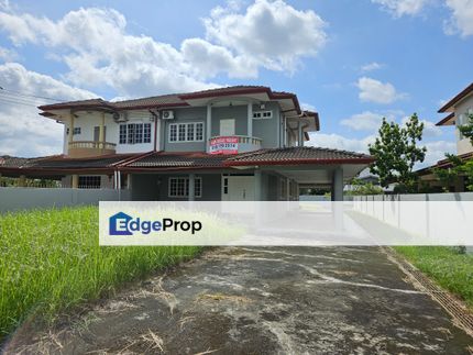 Double Storey Semi-Detached House For Sale & For Rent! Located at Jalan Intan, Nanas Barat, Sarawak, Kuching