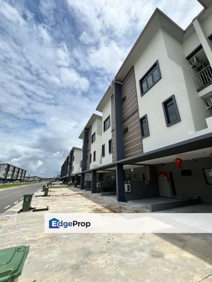 Kensho townhouse lower unit for Rent Location : MJC Pines Square, Jln Batu Kawa, Sarawak, Kuching