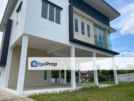 2 storey detached house For rent Located At Jalan Arang, Sarawak, Kuching