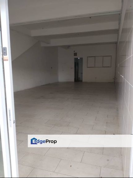 Shop Lot For Rent Located at 3rd mile Everbright Park, Sarawak, Kuching
