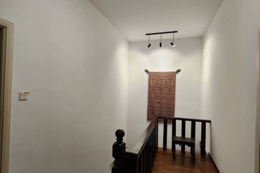 Double Storey Semi Detached House For Sale! Located at Taman Uni Central, Samarahan