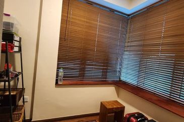 Double Storey Semi Detached House For Sale! Located at Taman Uni Central, Samarahan