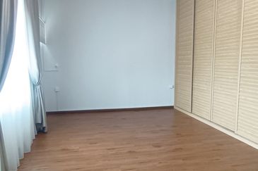 Double Storey Semi Detached For Sale Located at Uni Central, Samarahan