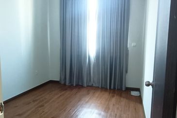 Double Storey Semi Detached For Sale Located at Uni Central, Samarahan
