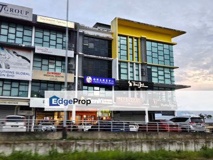 Ground Floor Intermediate Shoplot For Rent Located at Galacity, Jalan Tun Jugah, Sarawak, Kuching