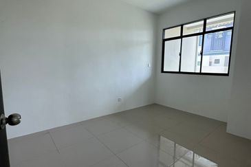 Brand New Double Storey Terrace Corner House For Sale! Located at City Garden, Samarahan 