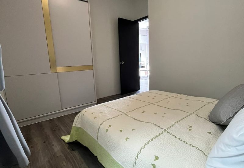 Sapphire On The Park