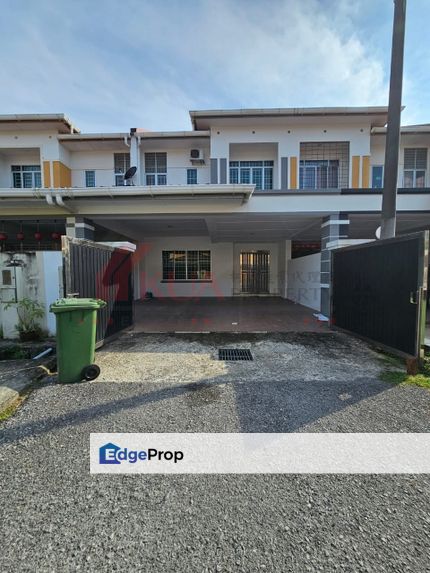 Double storey Terrace intermediate House For Sale!  Located at 10th mile/Padawan, Sarawak, Kuching