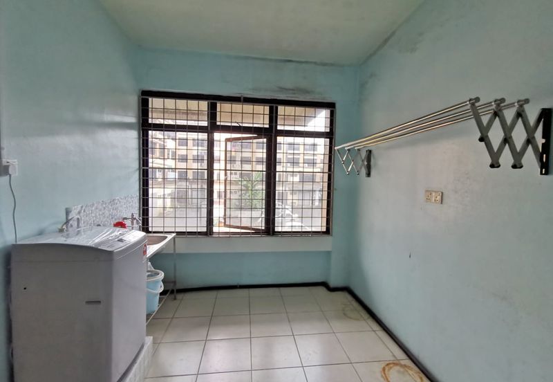 Batu Kawa MJC 1st floor Intermediate shoplot For Sale