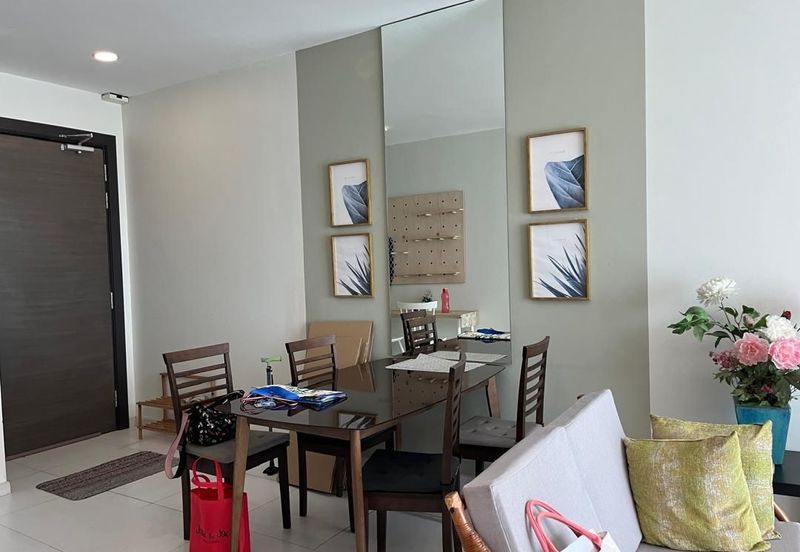 Sapphire On The Park