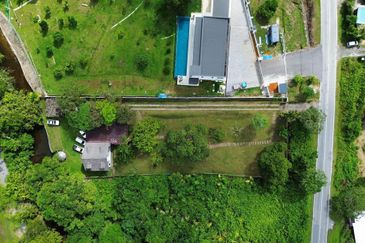 Matang land For Sale Nearby Red bridge and Borneo Mineral water