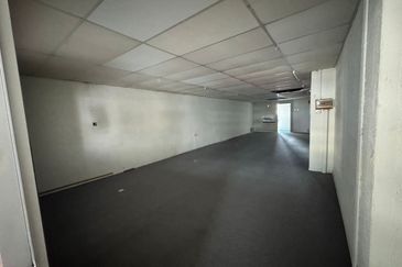 Song Thian Cheok Shoplot FOR RENT next to Eu Yan San