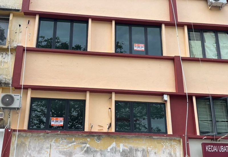 Song Thian Cheok Shoplot FOR RENT next to Eu Yan San