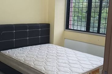 2nd Floor Apartment/Shophouse For Sale! Located at MJC Batu Kawa