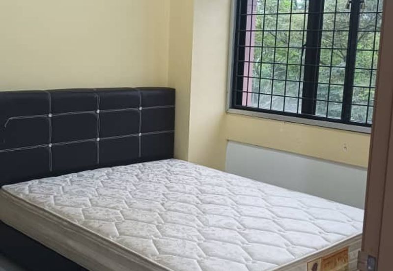 2nd Floor Apartment/Shophouse For Sale! Located at MJC Batu Kawa