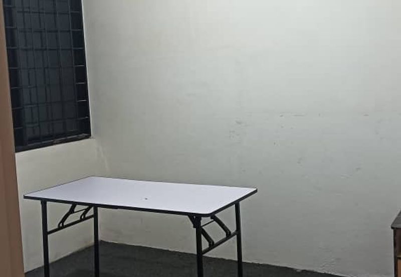 2nd Floor Apartment/Shophouse For Sale! Located at MJC Batu Kawa