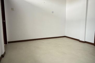 Double Storey Semi-Detached House For Sale! at Pujut 4D, Miri