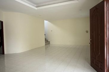 Double Storey Semi-Detached House For Sale! at Pujut 4D, Miri