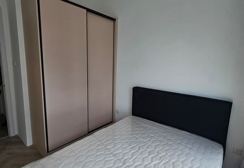 Upton Apartment For Rent Located at Arang Road
