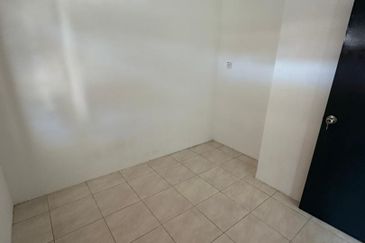 Single Storey Terrace Corner House For Sale Located at Samarindah , Kota Samarahan
