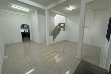 Double Storey Intermediate Terrace House for Sale  RPR Desa Ilmu, Kota Samarahan