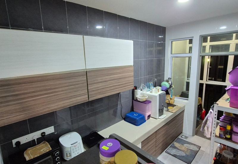 Prima Premier Matang Apartment For Sale!