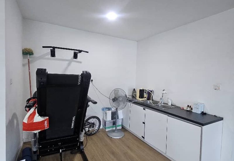 Double Storey Semi-detached For Sale at Arang Road