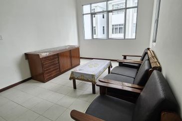 Prima Bintawa Apartment For Rent Located at Bintawa