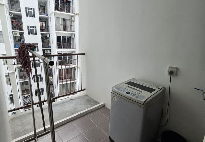 Prima Bintawa Apartment For Rent Located at Bintawa