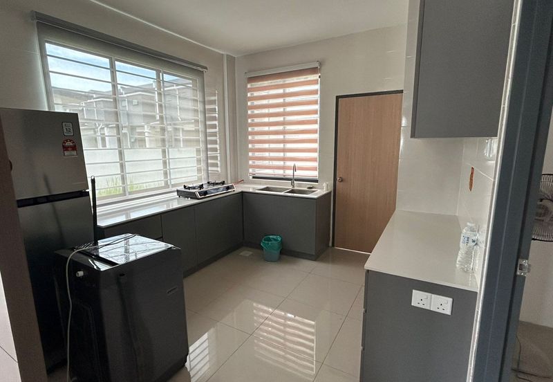 Double Storey Terrace Corner For Rent! Located at Uni Garden, Samarahan 