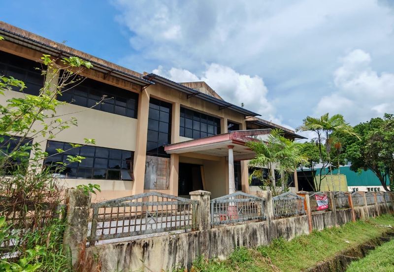 Double Storey Detached Warehouse / Factory at Demak Laut Sejingkat