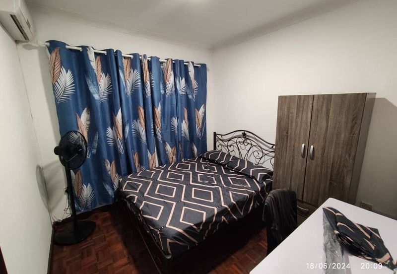 Double Storey Terrace Intermediate House For Rent! Located at Jalan Song, Kuching