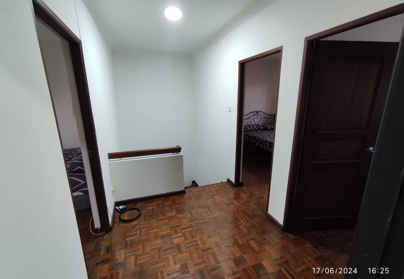Double Storey Terrace Intermediate House For Rent! Located at Jalan Song, Kuching