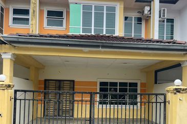  Merdang Gayam Double Storey Intermediate Terrace House For Rent at Lorong Merdang Gayam 1B 1B2, Unigarden, Kota Samarahan